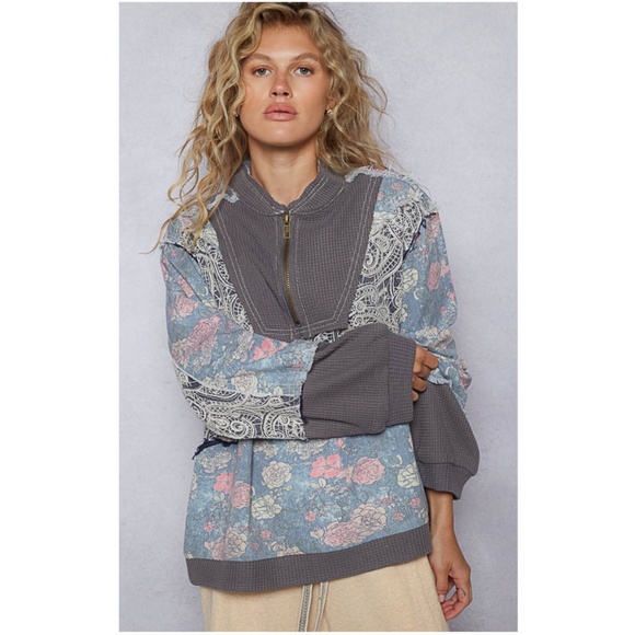 POL Floral Print Paisley Lace Half Zip Waffle Knit Long Sleeve Top - Picture 3 of 7